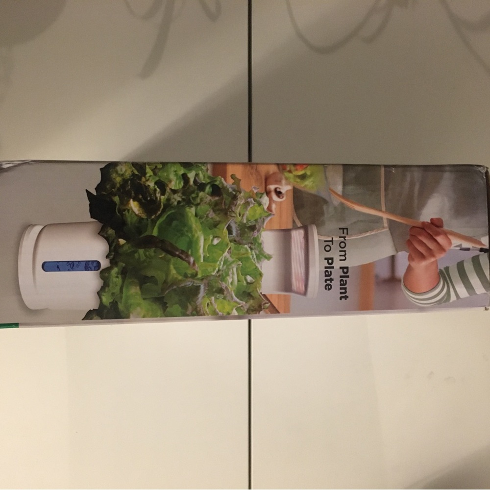 Brand New AeroGarden Sprout with Gourmet Herbs Seed Pod Kit - Picture 5 of 5